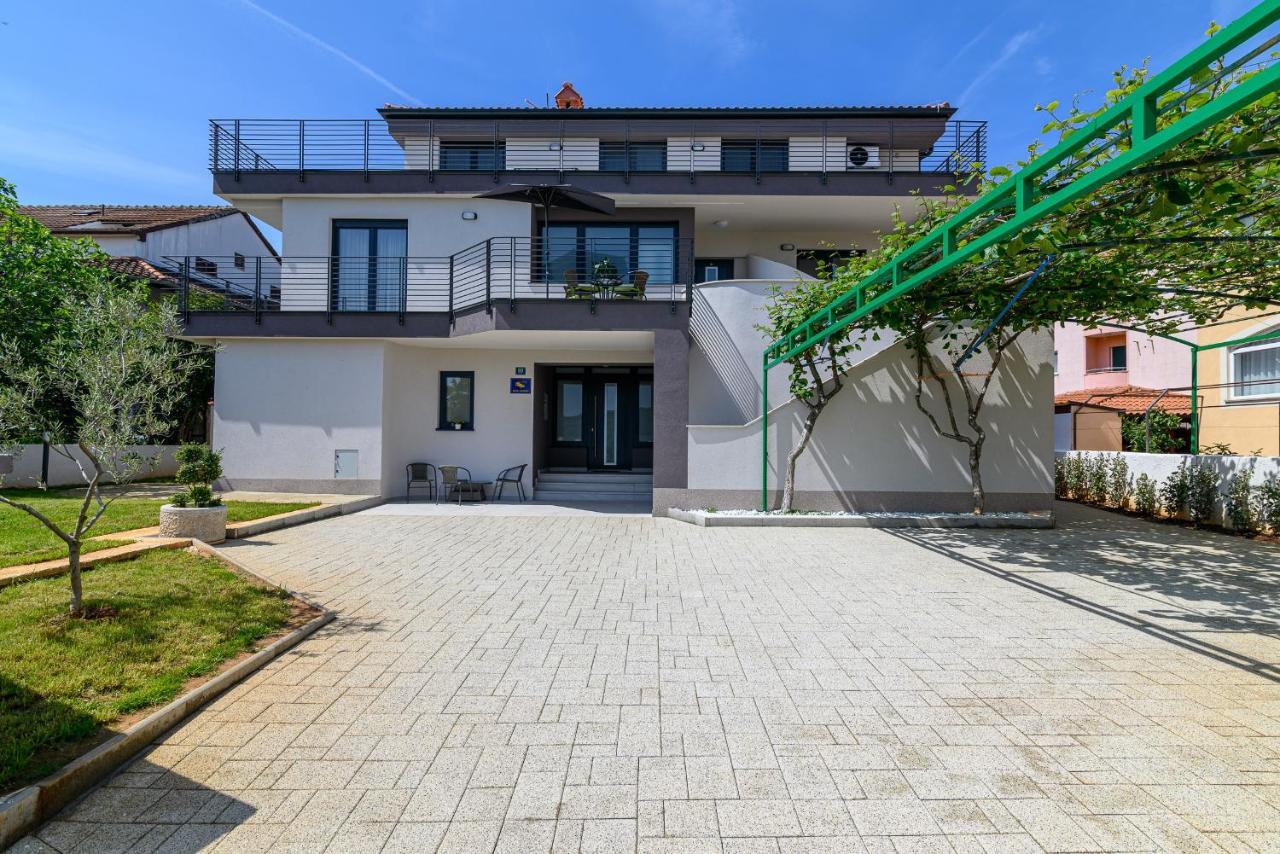 Villa Ida 罗维尼 外观 照片